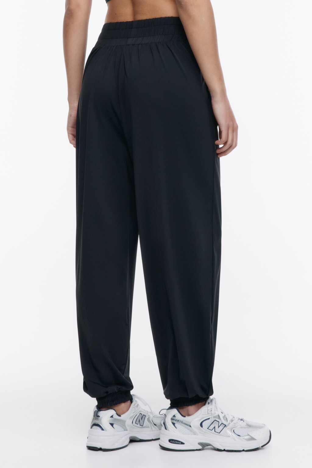Брюки-джоггеры спортивные из дышащей ткани - цвет черный - 4
