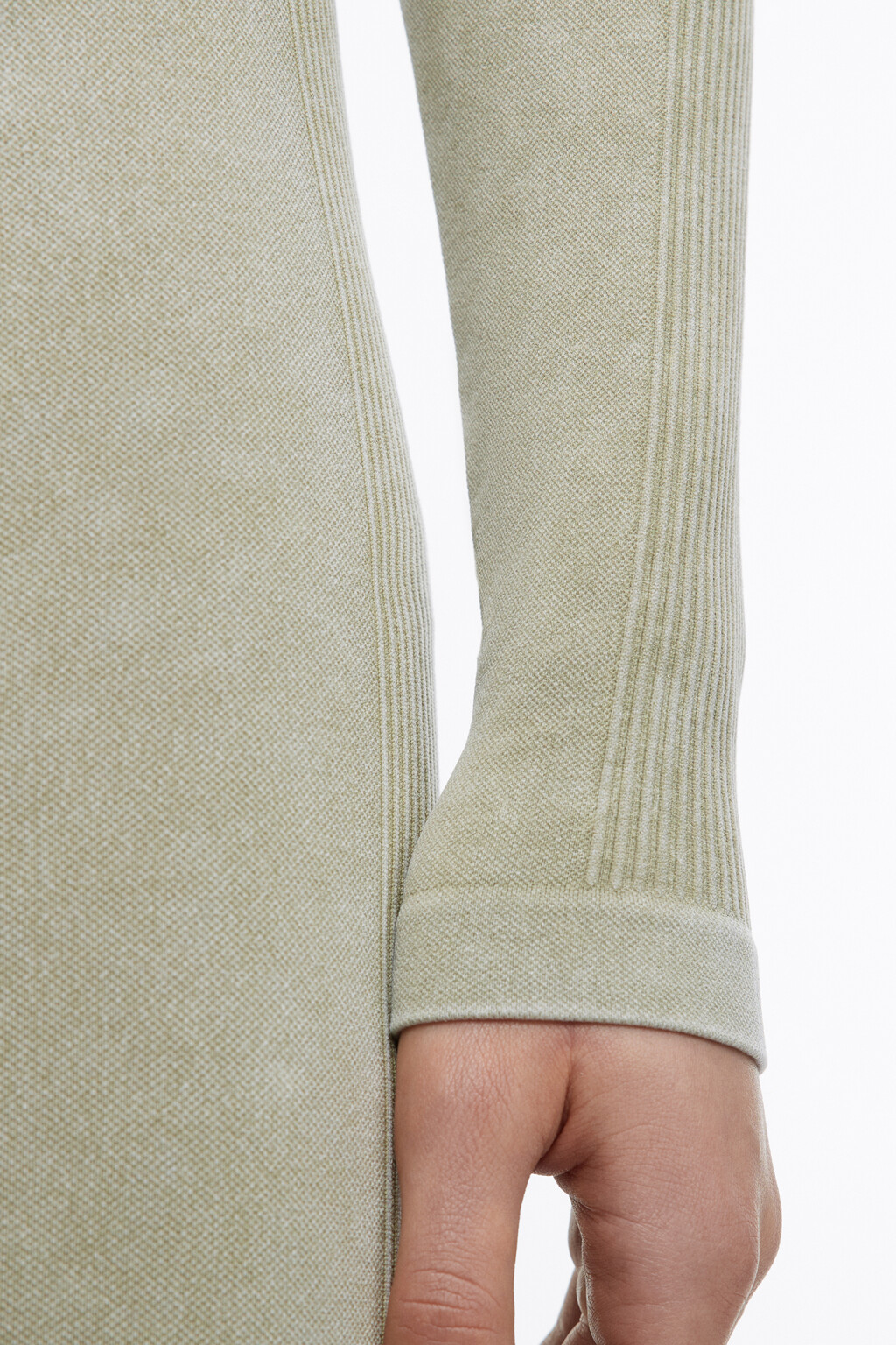 Лонгслив спортивный с молнией на груди - цвет зеленый - 8