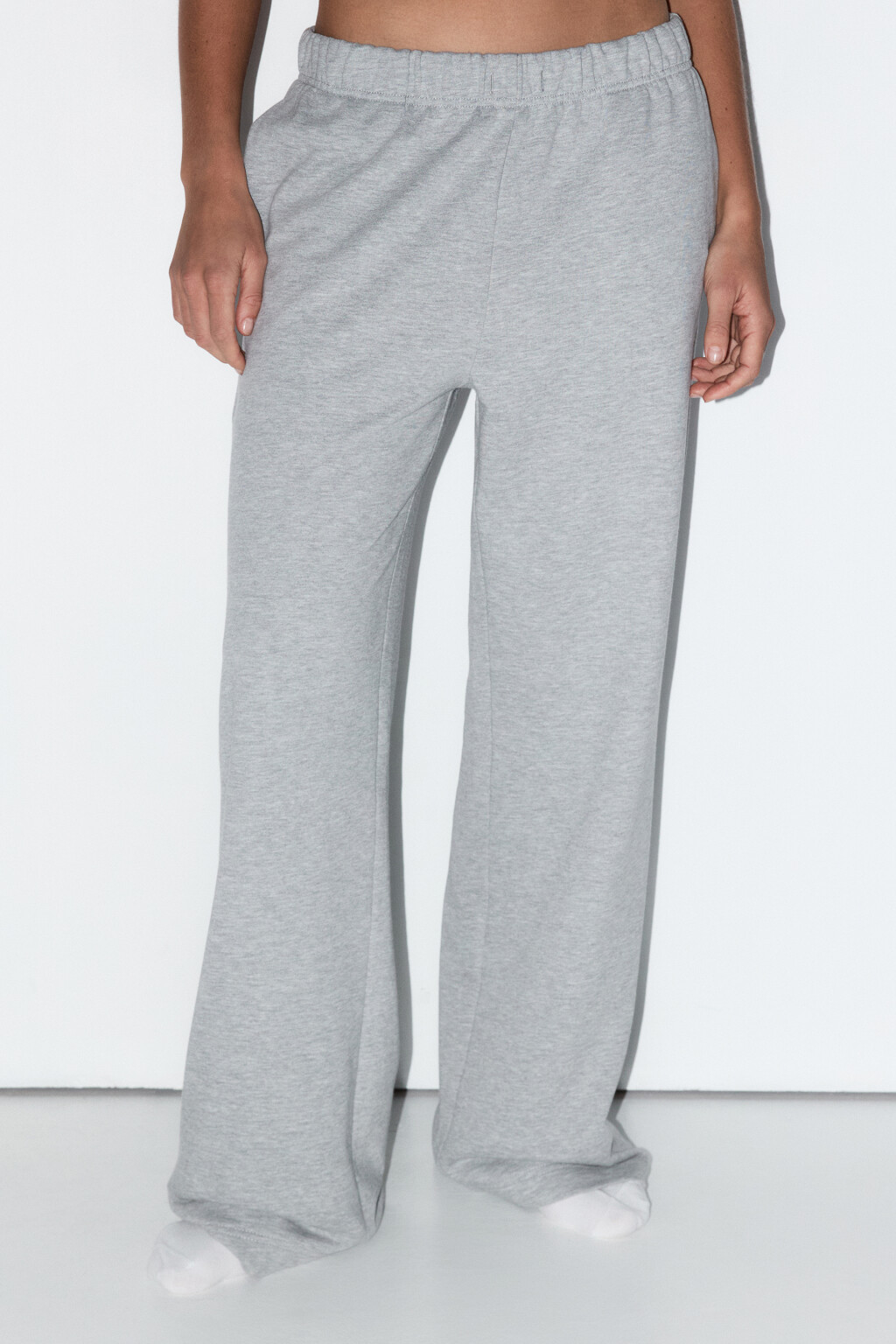 Брюки домашние трикотажные с поясом-резинкой - цвет серый - 1