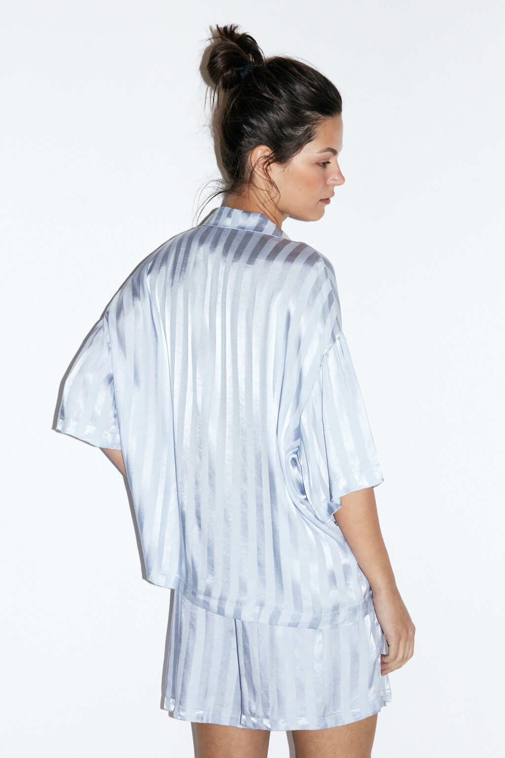 Блузка-рубашка домашняя из вискозы - цвет голубой - 4