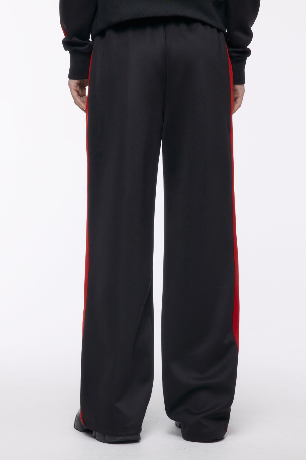 Брюки трикотажные с лампасами - цвет черный - 4
