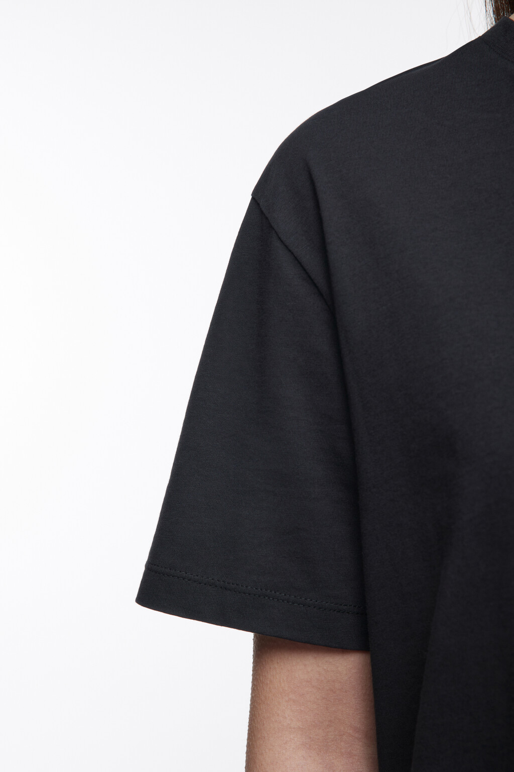 Футболка свободная базовая - цвет черный - 7