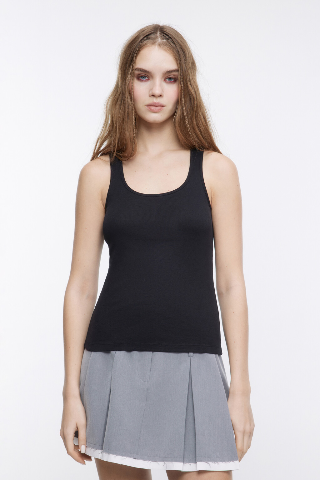 Майка хлопковая на широких бретелях - цвет черный - 2