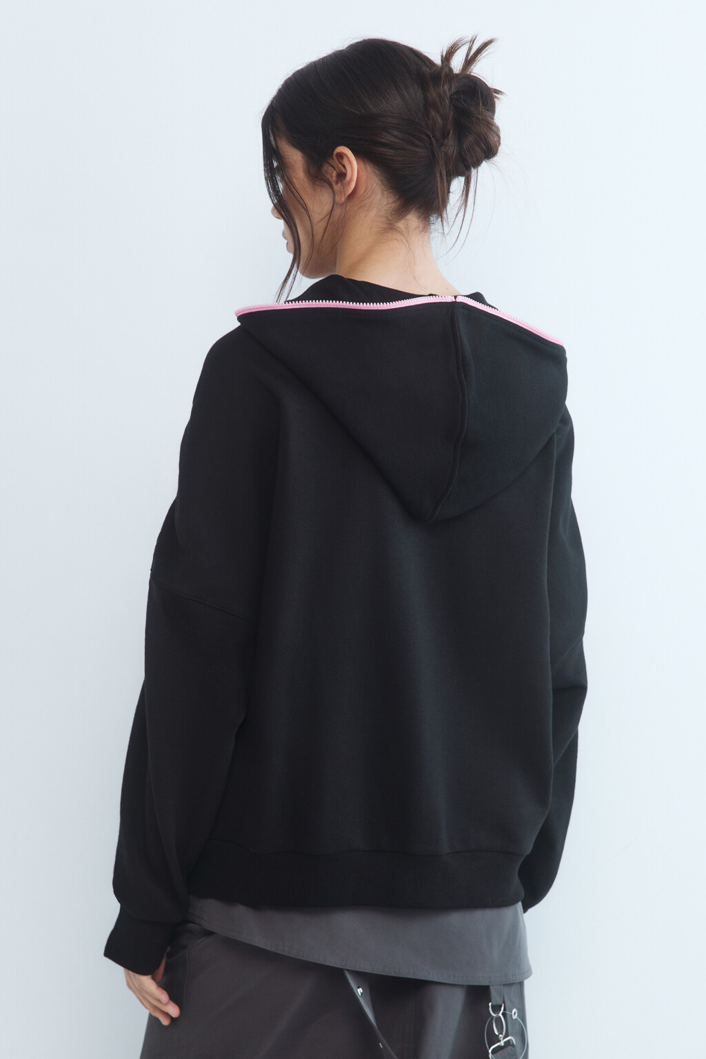 Худи oversize со шнуровкой на плечах - цвет зеленый - 4