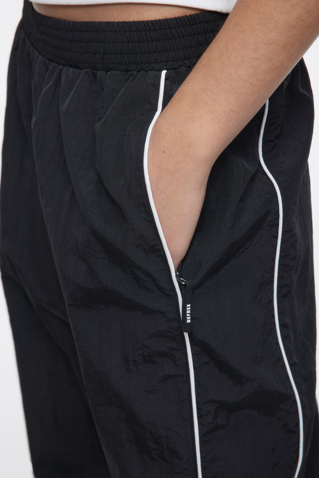 Брюки широкие с лампасами - цвет черный - 6