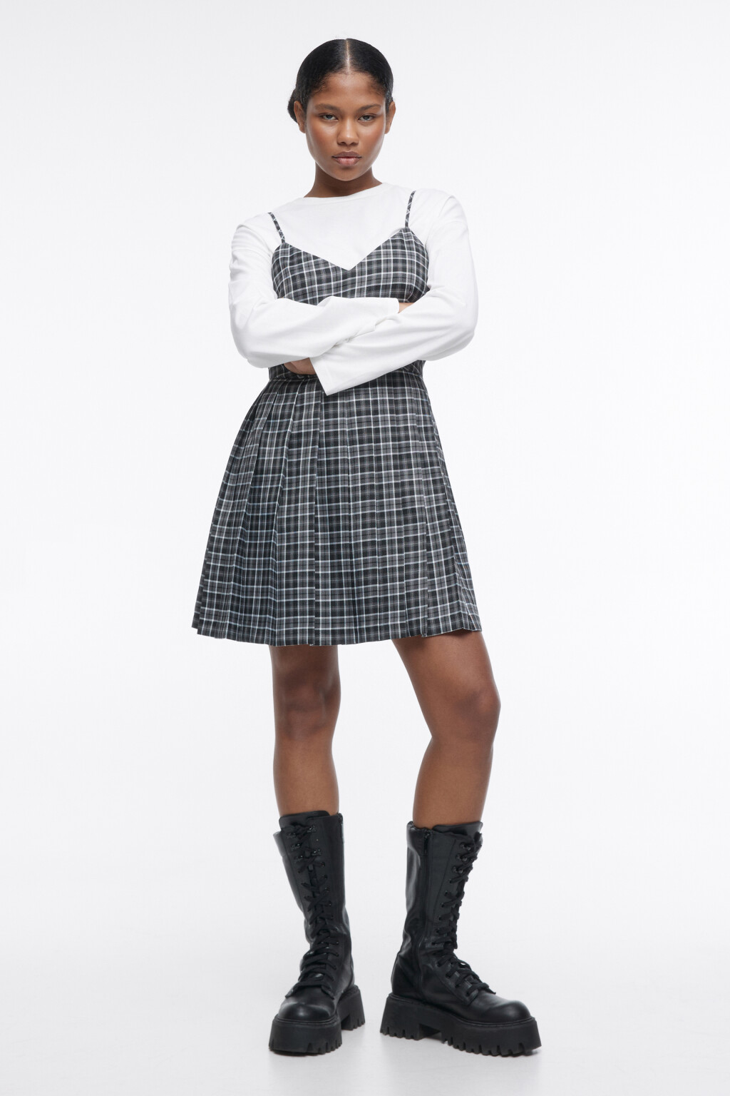 Платье-сарафан с плиссированной юбкой - цвет черный - 1