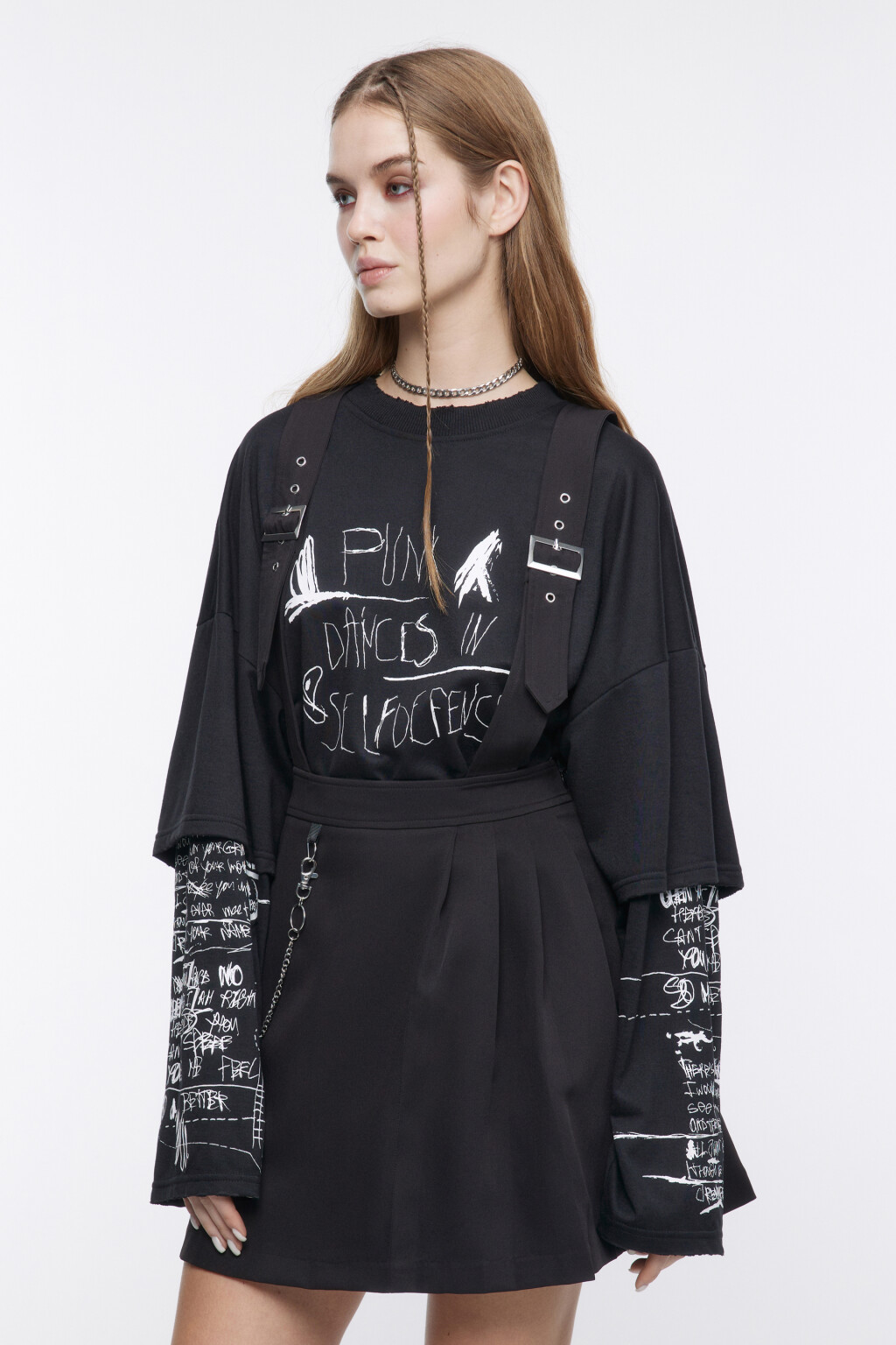 Сарафан с плиссированной юбкой и цепочкой - цвет черный - 2