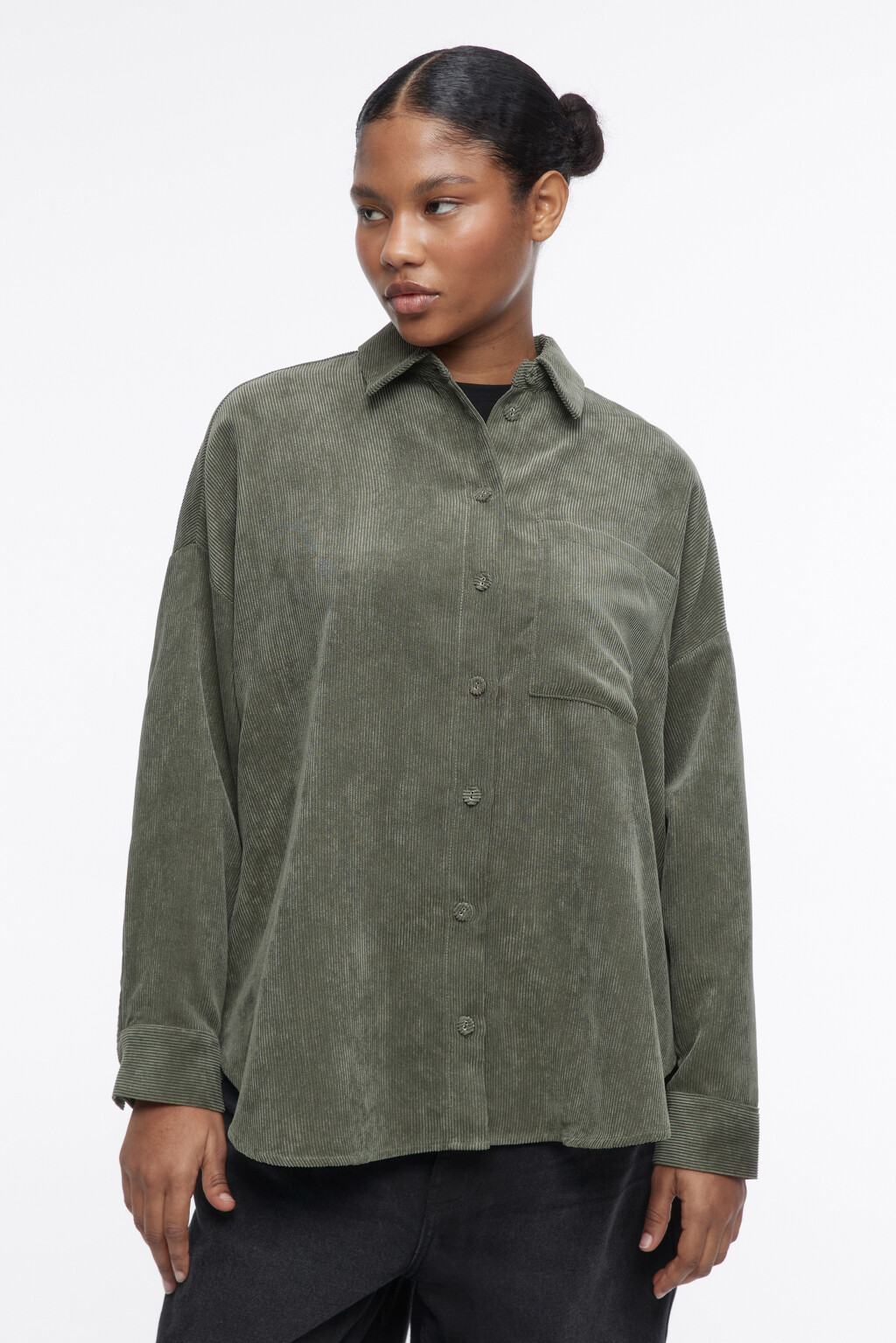 Рубашка oversize вельветовая с карманом - цвет зеленый - 2