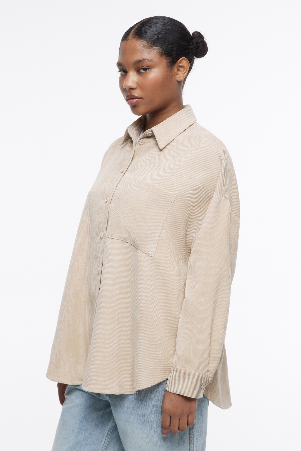 Рубашка oversize вельветовая с карманом - цвет бежевый - 3