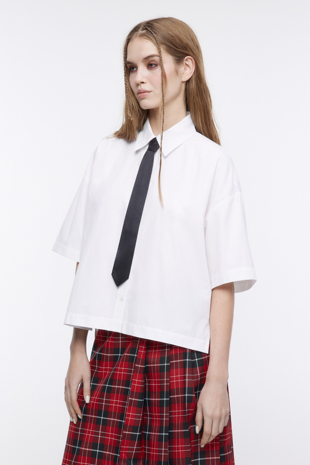 Блузка с короткими рукавами и галстуком - цвет белый - 3