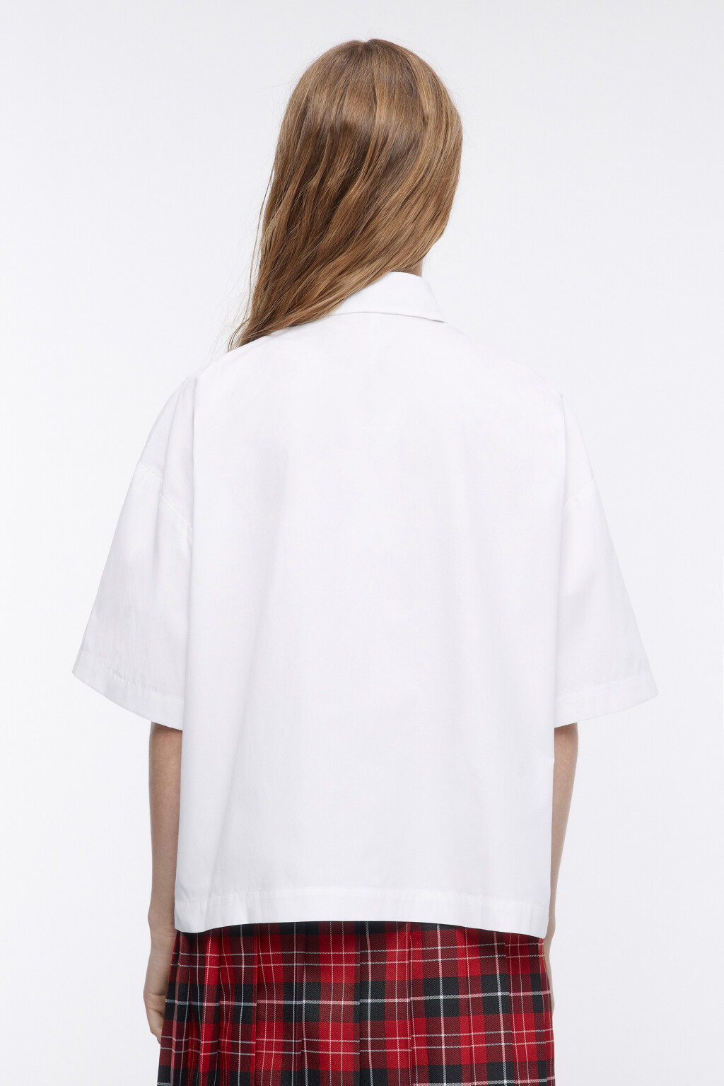 Блузка с короткими рукавами и галстуком - цвет белый - 4