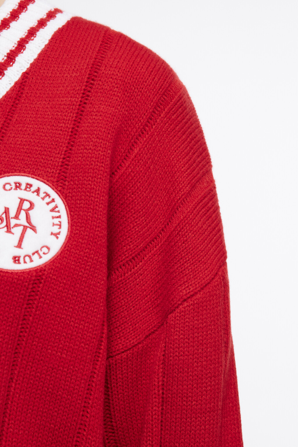 Джемпер oversize с контрастной окантовкой - цвет красный - 6