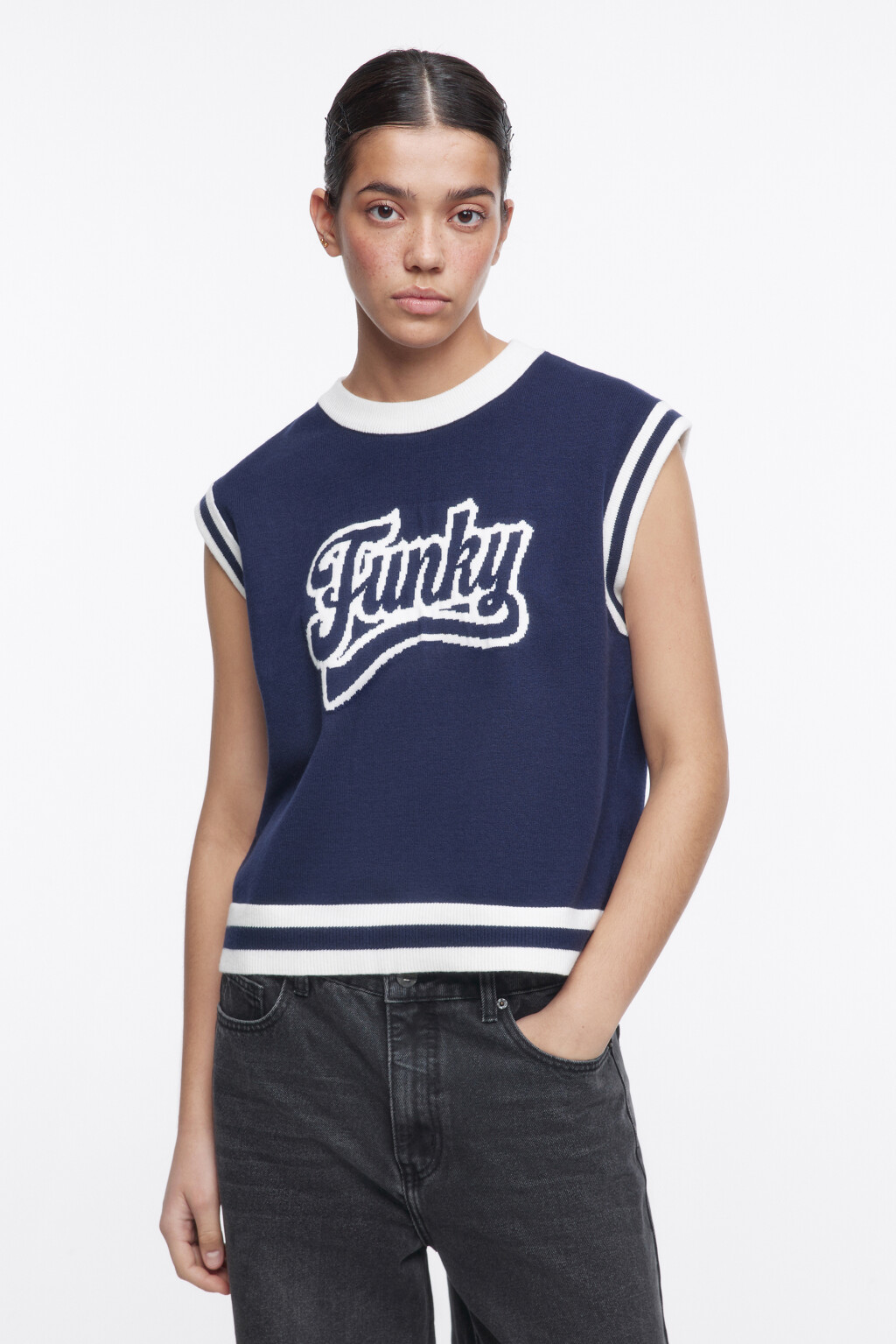 Жилет вязаный с принтом-вышивкой - цвет синий - 2