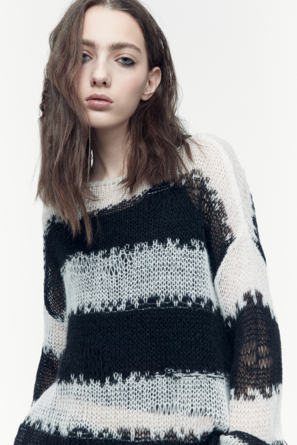 Джемпер тонкой фактурной вязки - цвет белый - 1