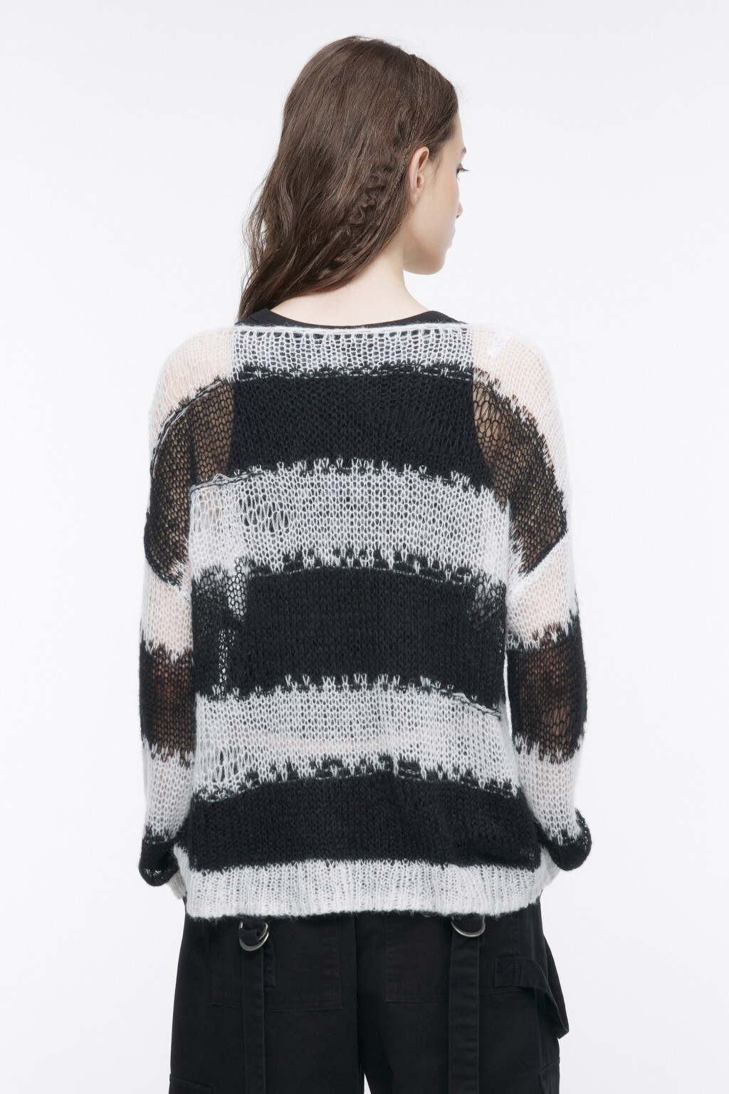 Джемпер тонкой фактурной вязки - цвет белый - 4