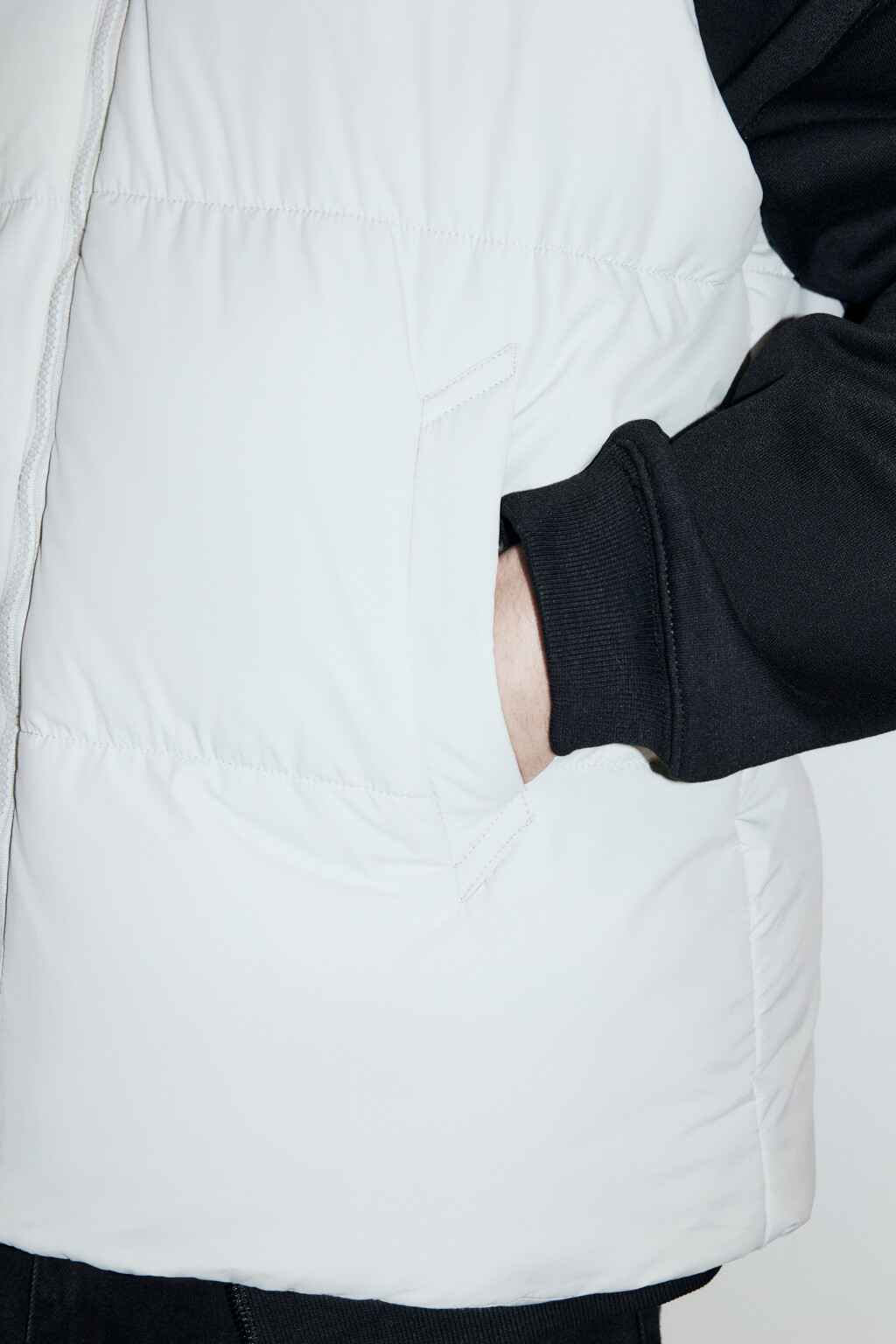 Жилет стеганый с воротником-стойкой - цвет ванильный - 7