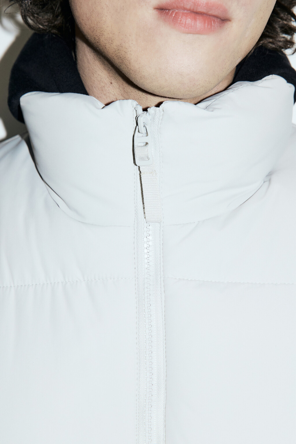 Жилет стеганый с воротником-стойкой - цвет ванильный - 8