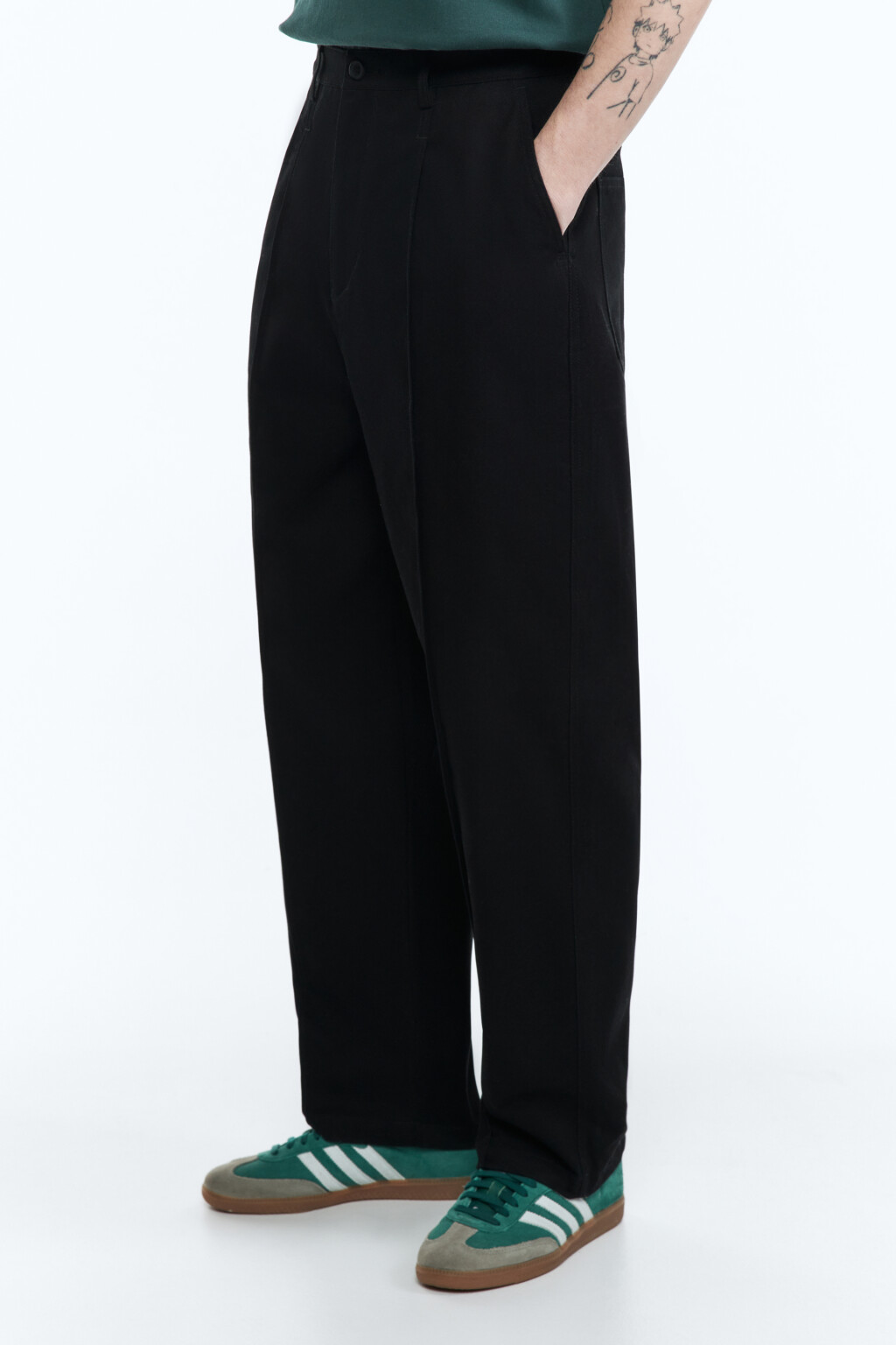 Брюки прямые хлопковые со стрелками - цвет черный - 2