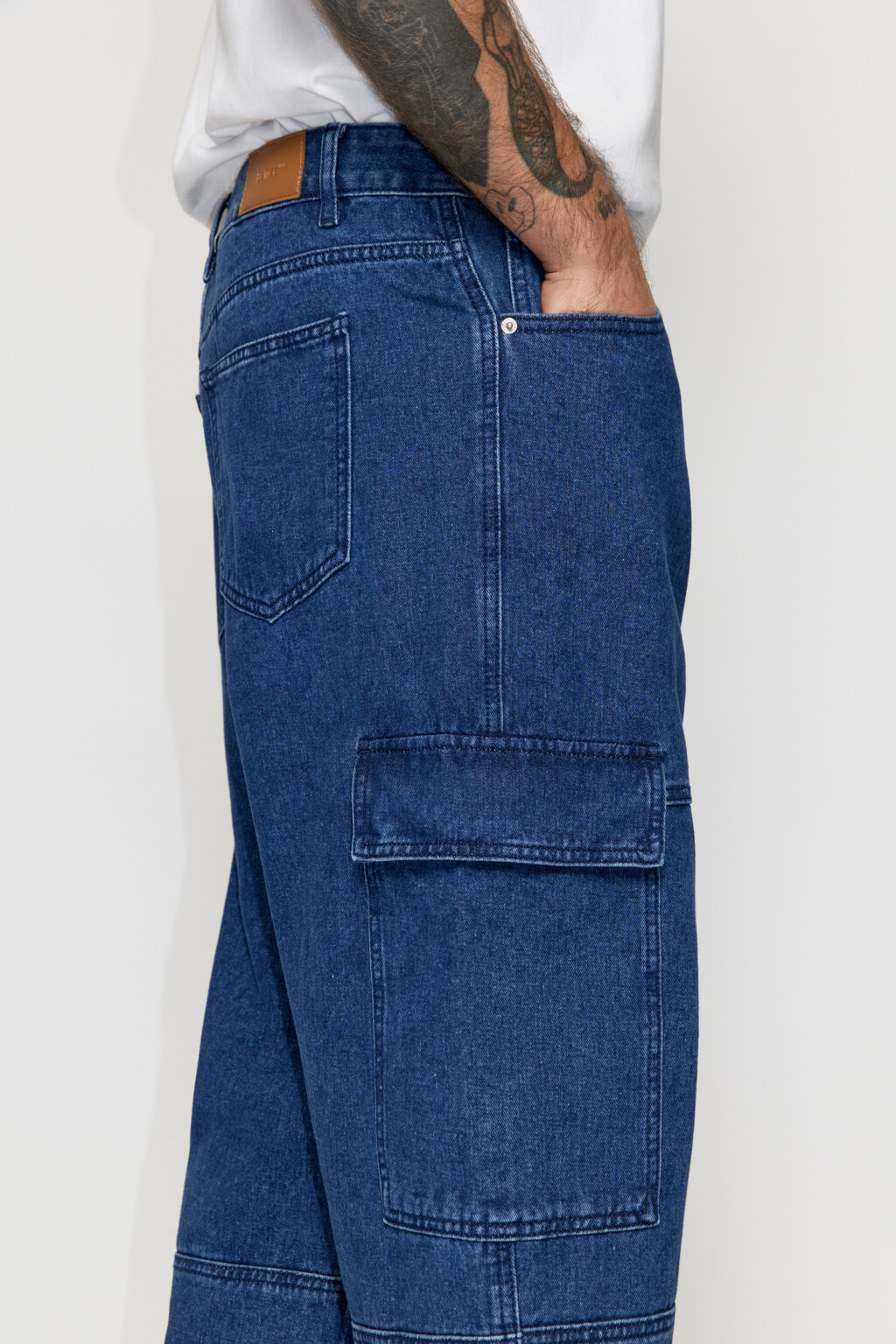 Джинсы широкие с накладными карманами - цвет синий - 7