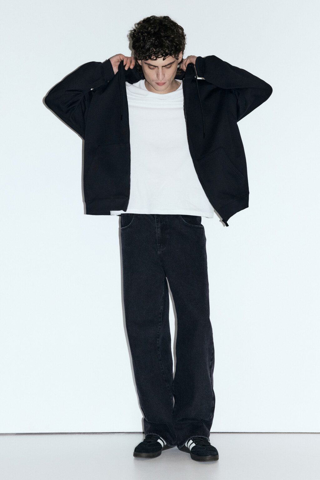 Джинсы wide широкие с вареным эффектом - цвет черный - 5