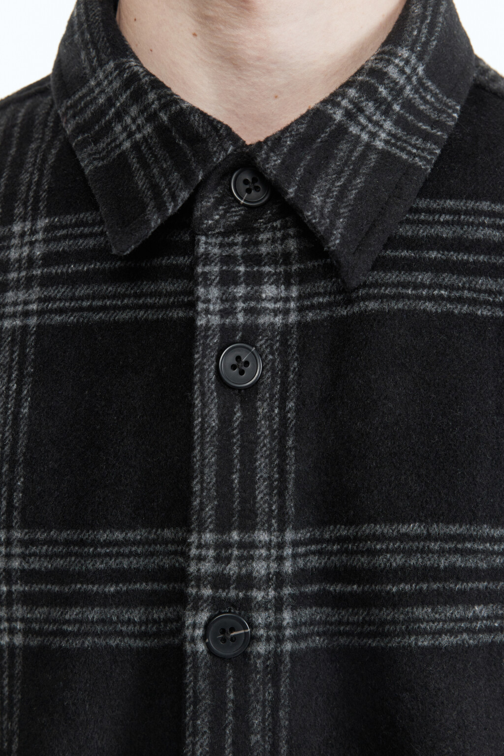 Рубашка клетчатая с открытыми срезами - цвет черный - 6