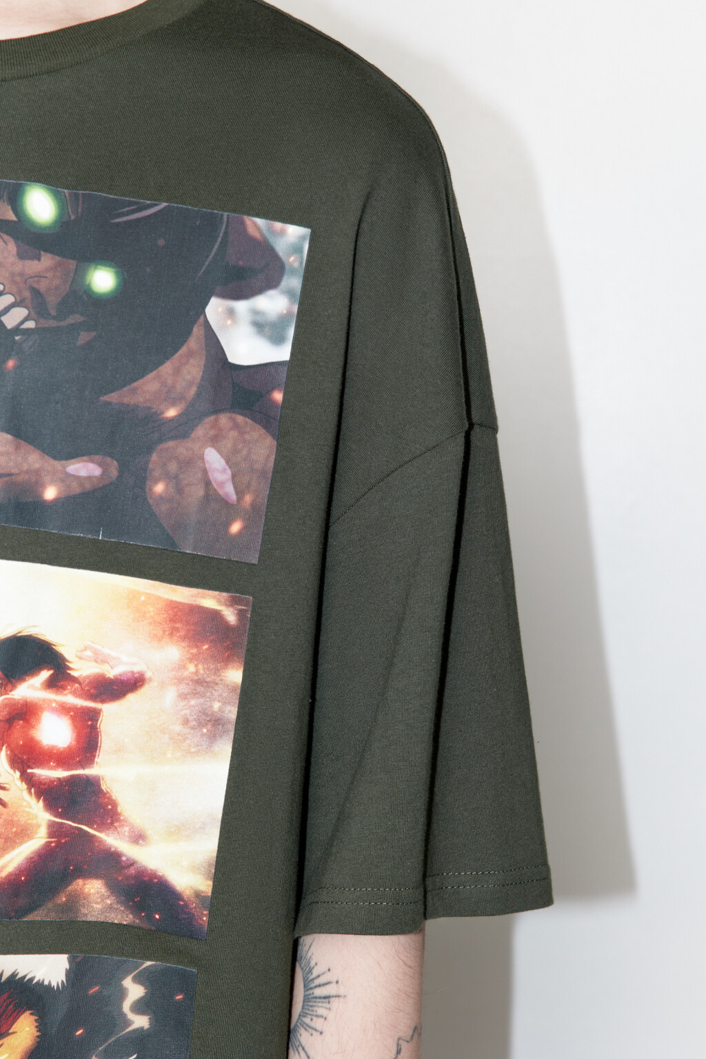 Футболка свободная с принтом Атака титанов - цвет зеленый - 8