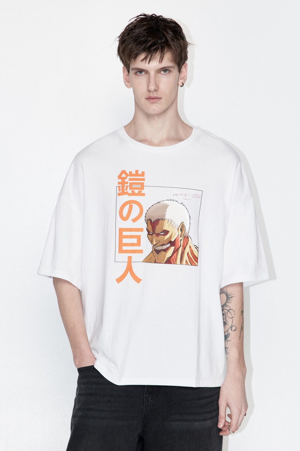 Футболка свободная с принтом Атака титанов - цвет белый - 3
