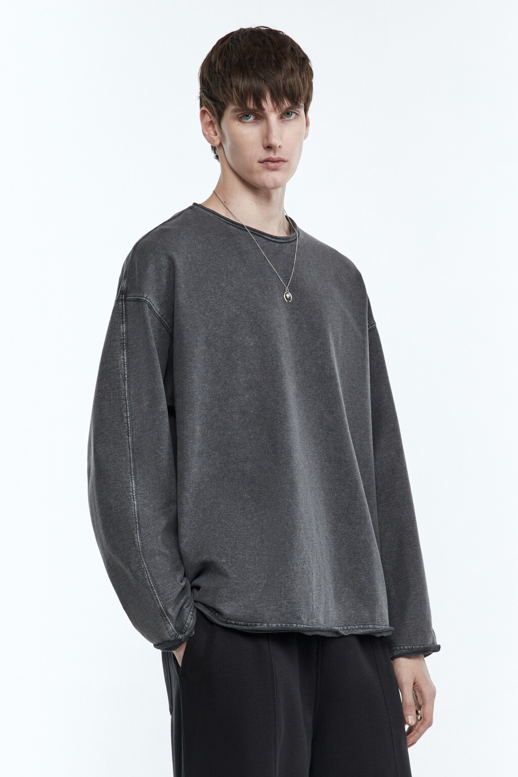 Лонгслив oversize с состаренным эффектом - цвет серый - 3