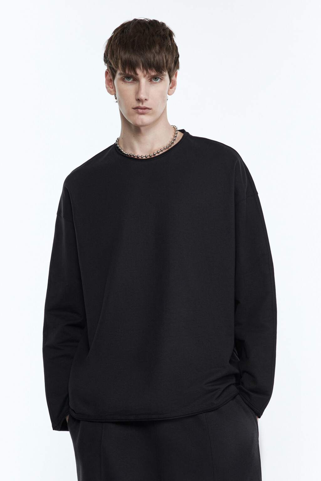 Лонгслив oversize с состаренным эффектом - цвет черный - 3