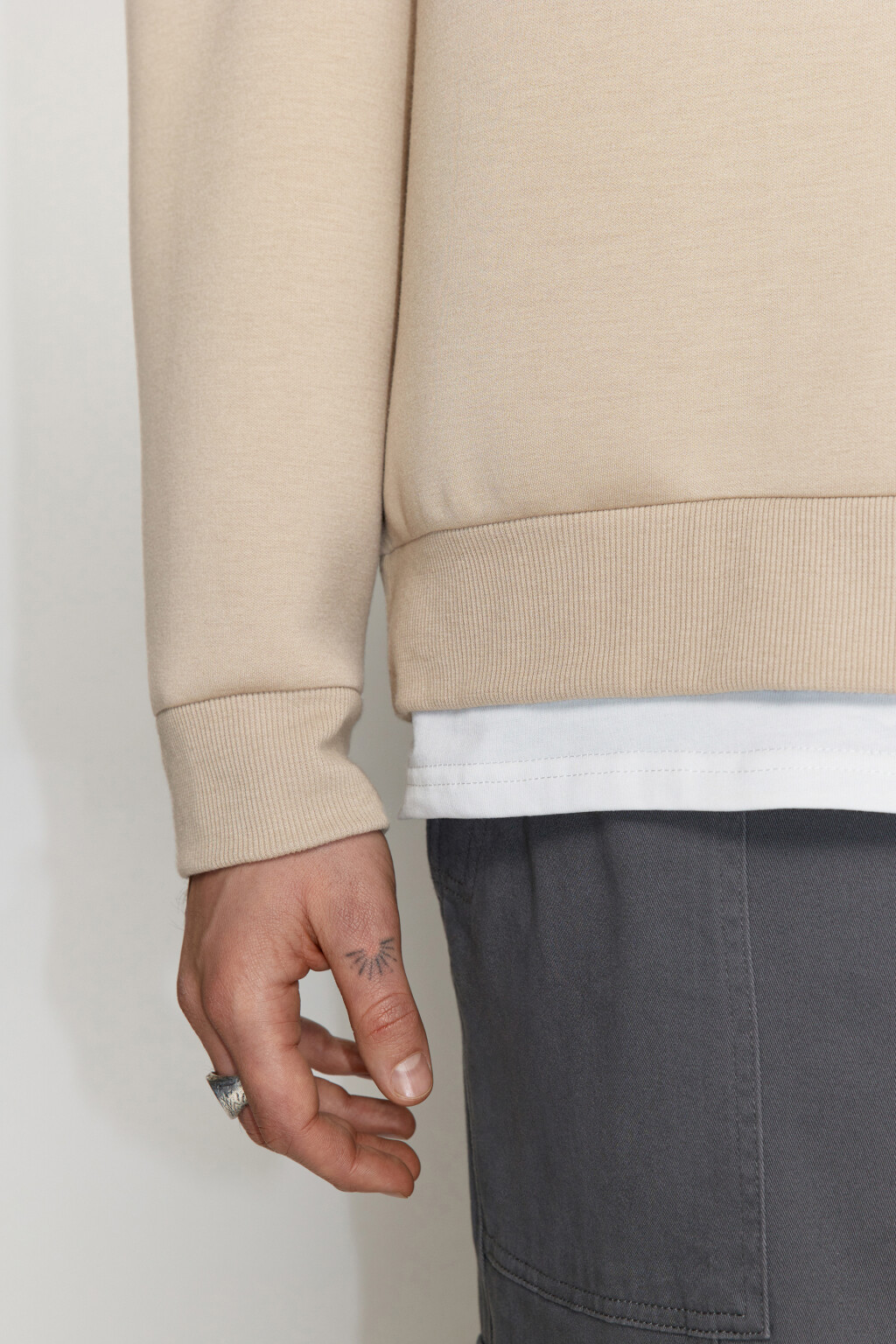 Худи oversize с имитацией футболки - цвет бежевый - 7