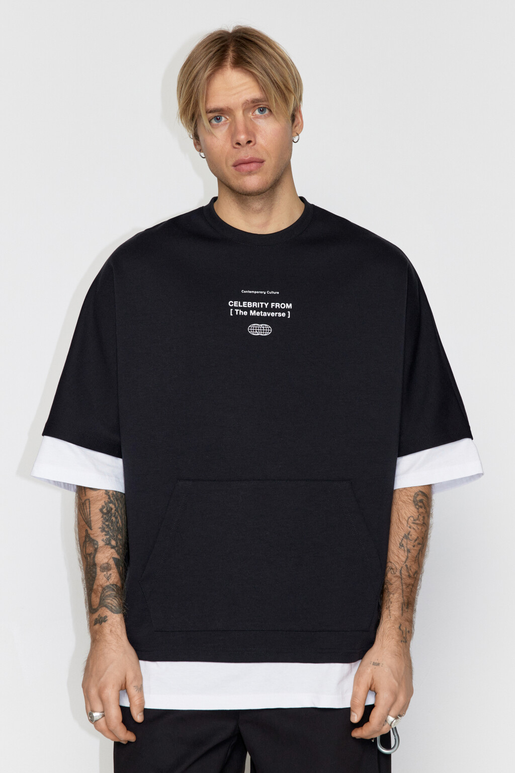 Свитшот oversize с короткими рукавами и принтом - цвет черный - 2