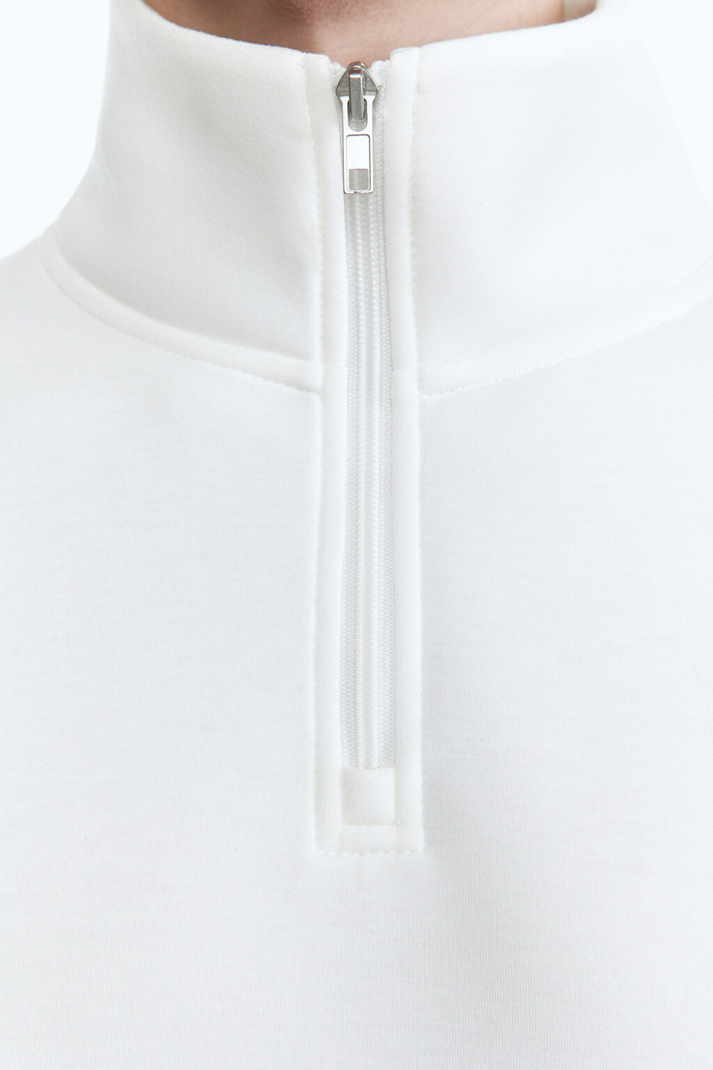 Толстовка oversize с воротником и принтом - цвет белый - 6