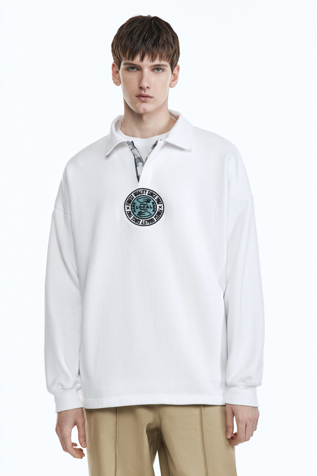 Свитшот с принтом и воротником-поло - цвет белый - 2