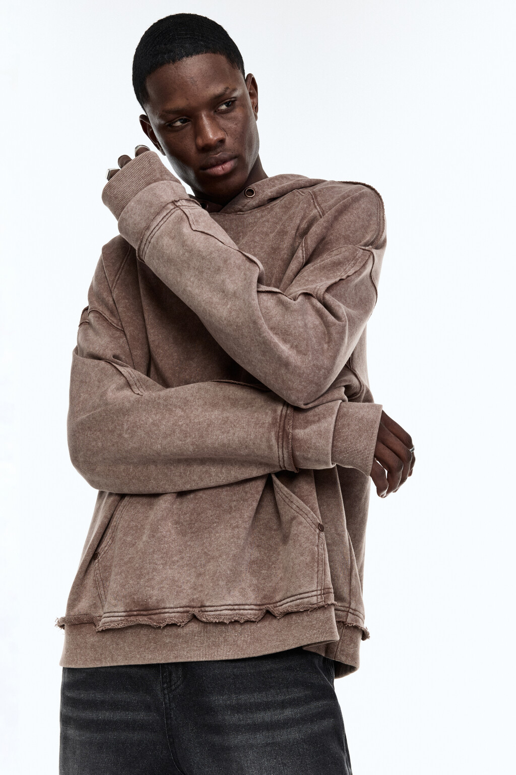 Худи oversize с капюшоном и вареным эффектом - цвет коричневый - 1