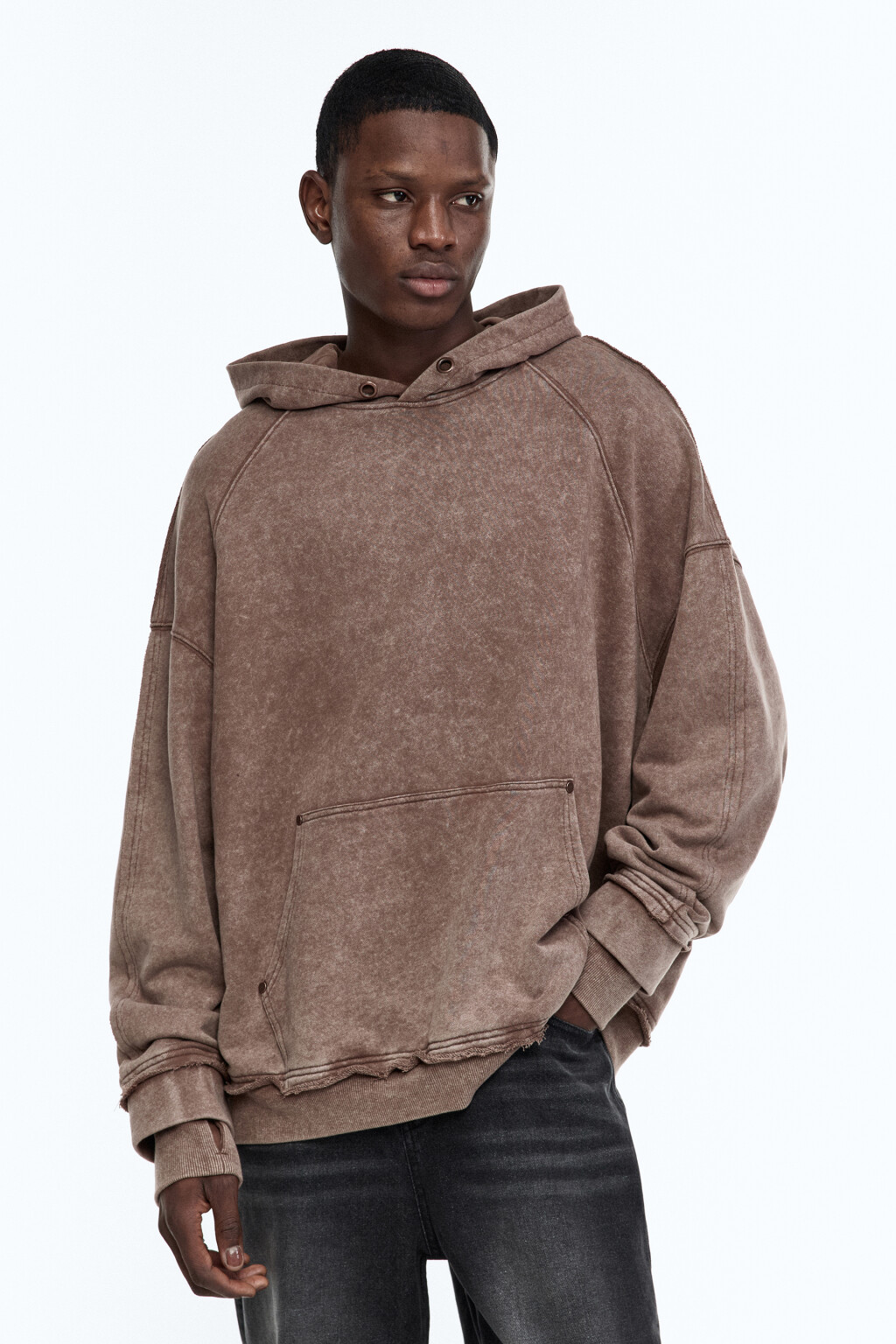 Худи oversize с капюшоном и вареным эффектом - цвет коричневый - 2