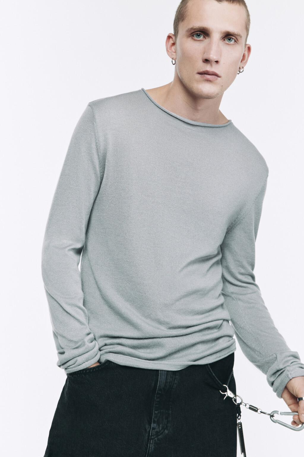 Джемпер тонкой вязки базовый - цвет серый - 2