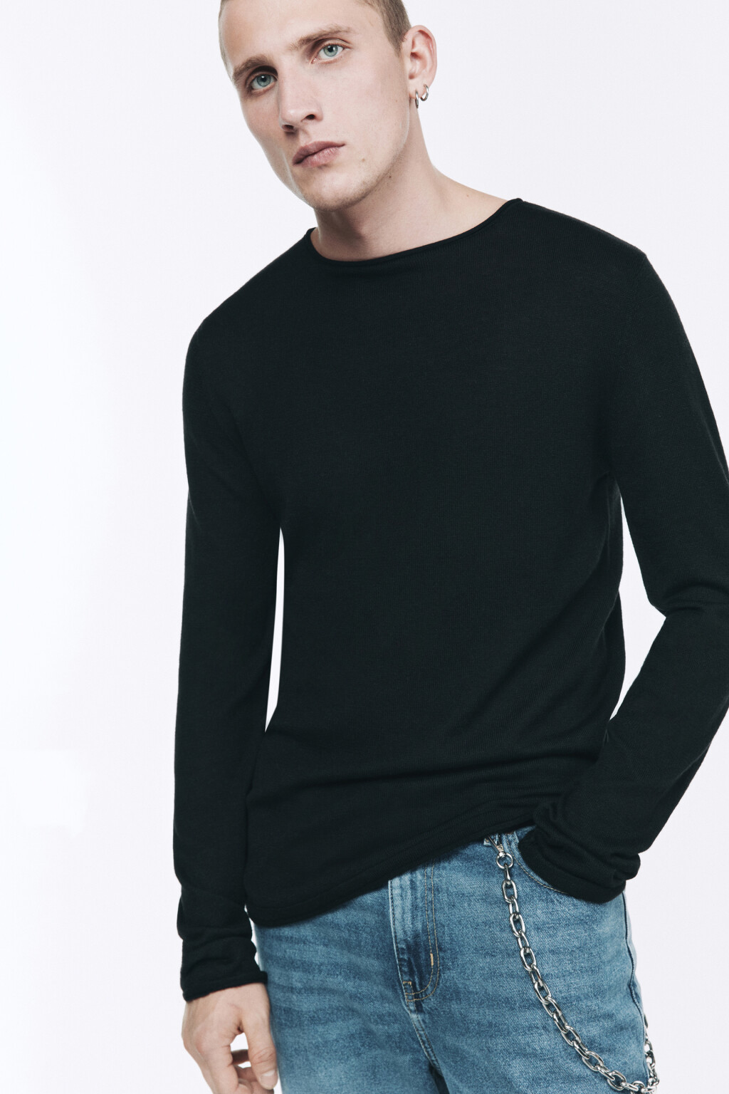 Джемпер тонкой вязки базовый - цвет черный - 1