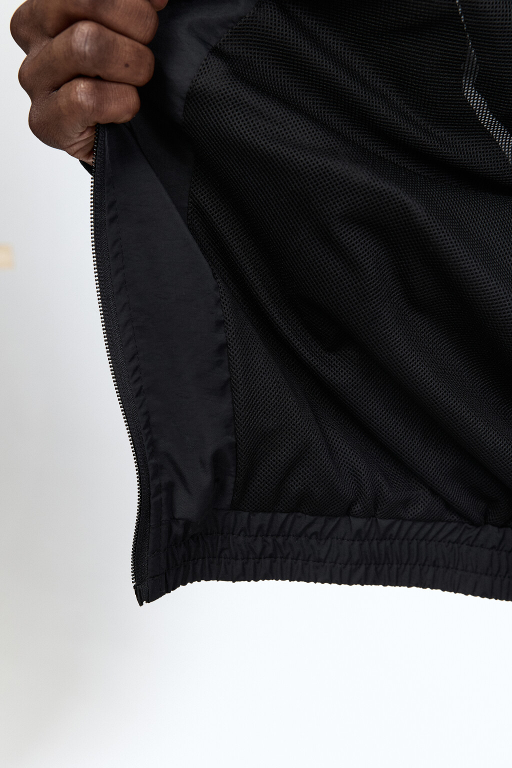 Куртка-олимпийка спортивная с принтом - цвет черный - 9