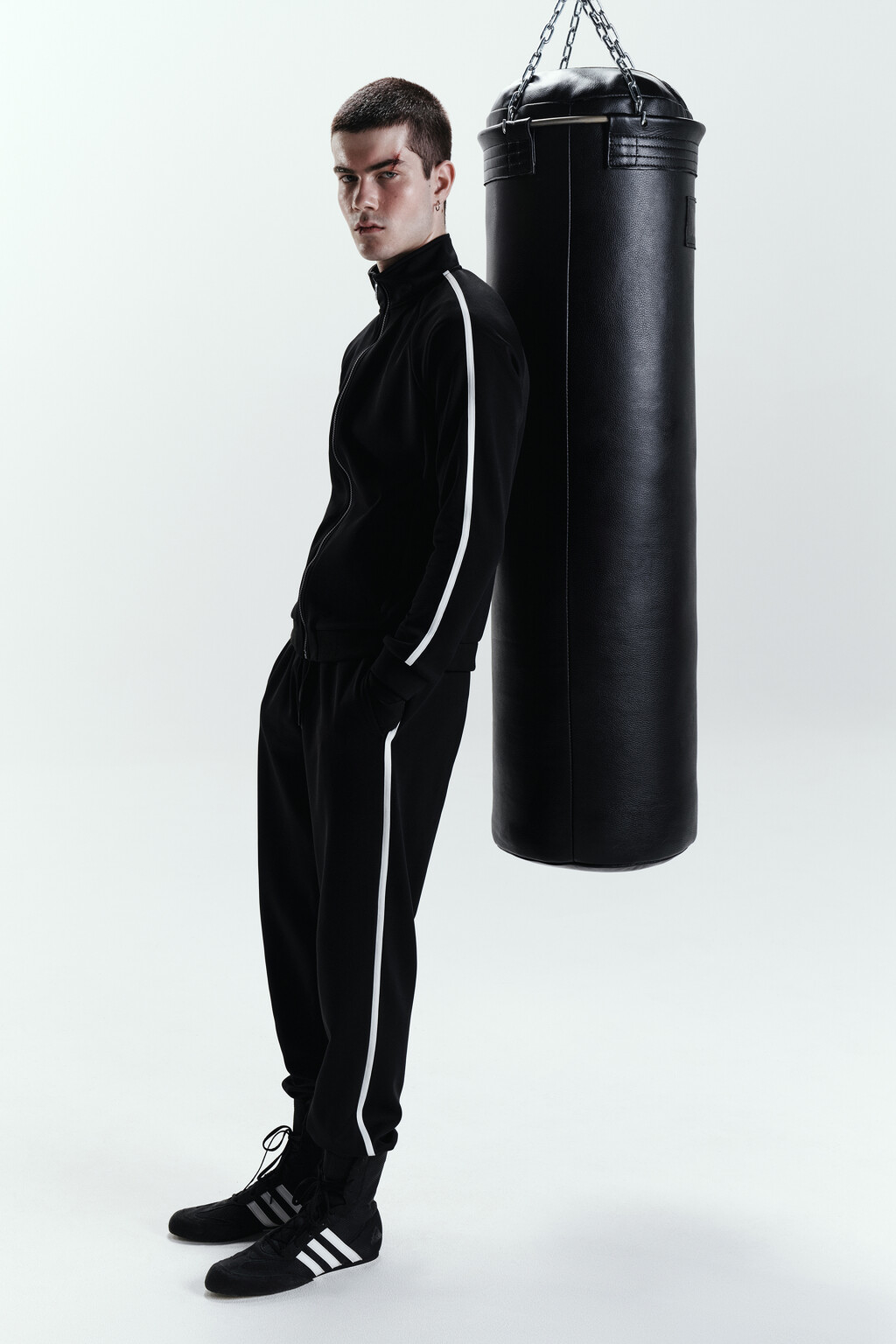 Брюки-джоггеры спортивные с лампасами - цвет черный - 9