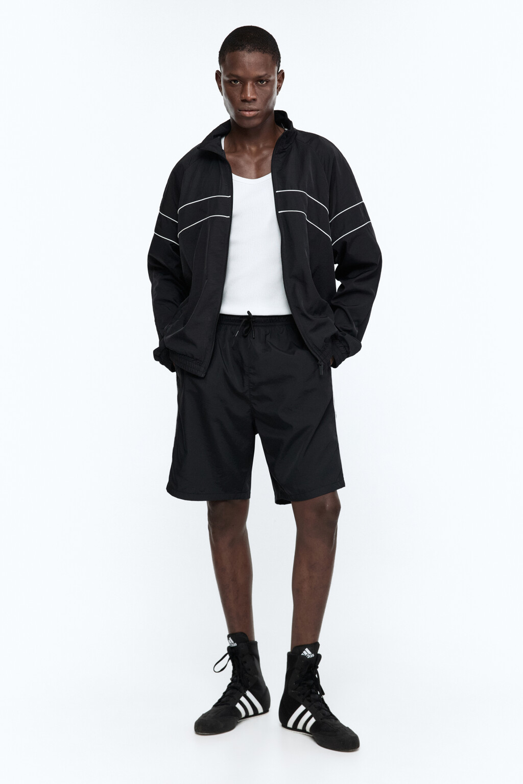 Шорты спортивные с лампасами - цвет черный - 7