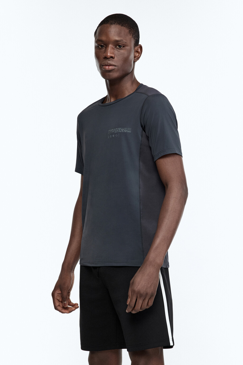 Футболка спортивная с вставками из сетки - цвет серый - 2