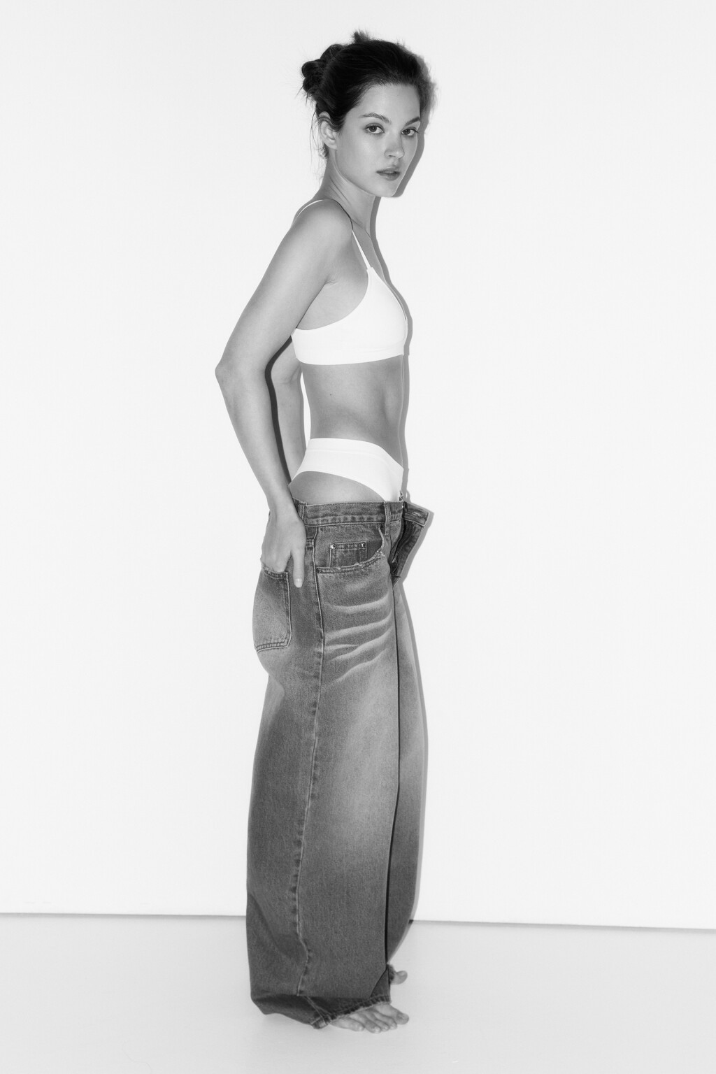 Бюстгальтер-бра бесшовный на тонких бретелях - цвет белый - 2