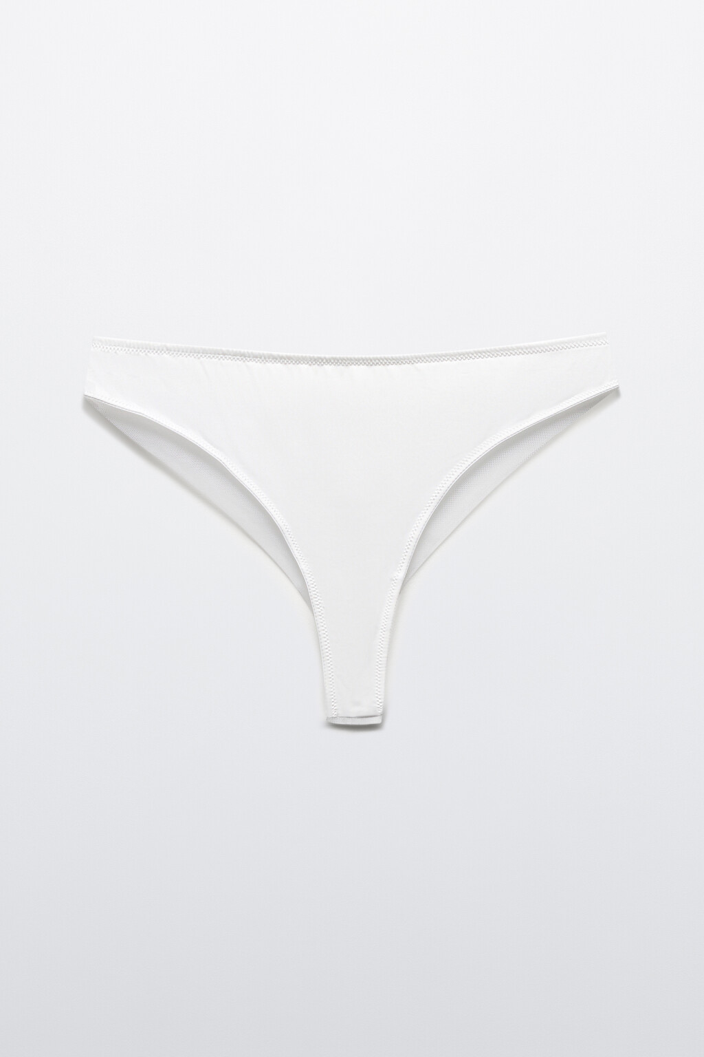 Трусы-бразильяна гладкие с сетчатой вставкой - цвет белый - 5