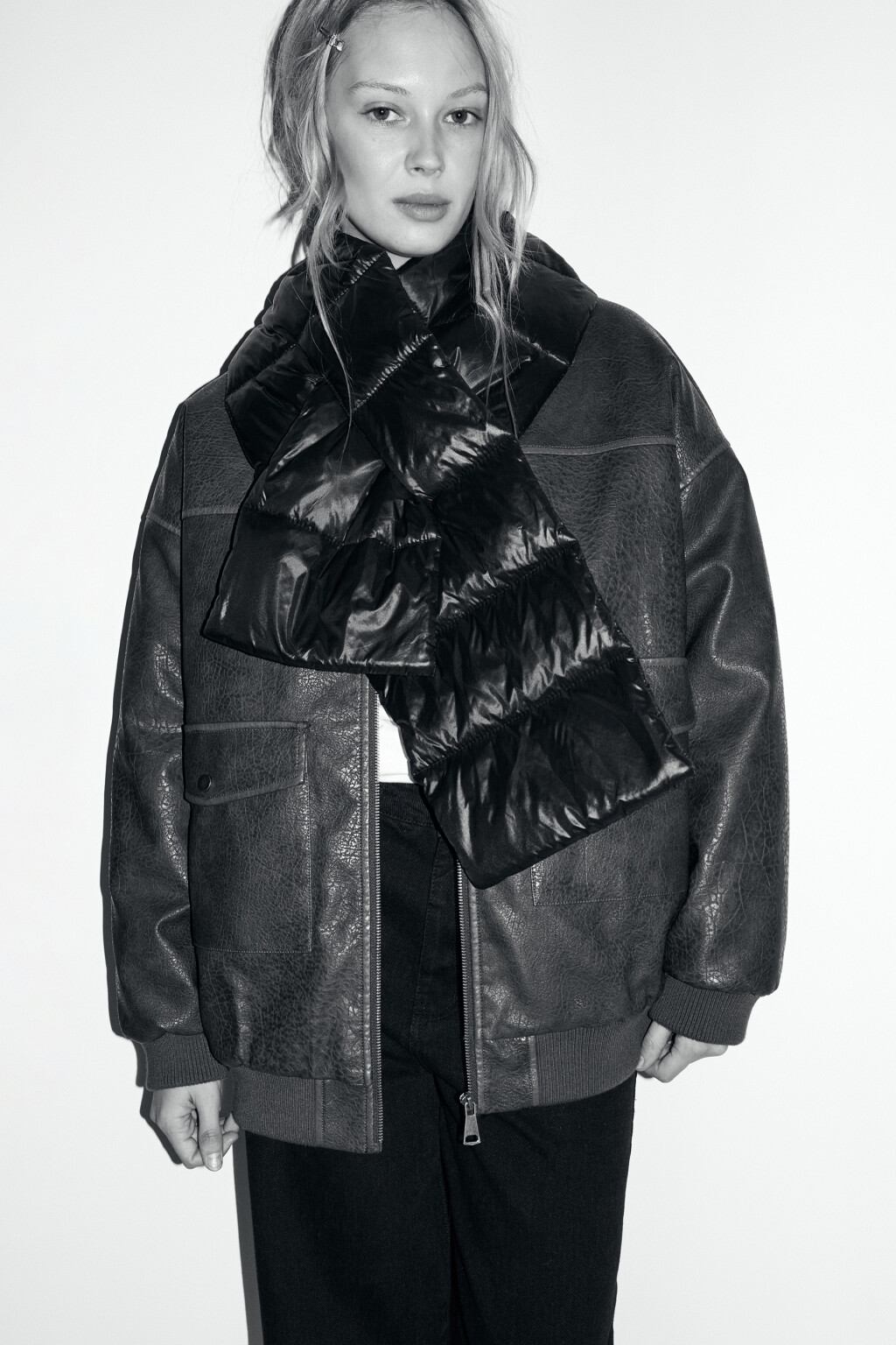 Шарф стеганый с утеплителем - цвет черный - 4