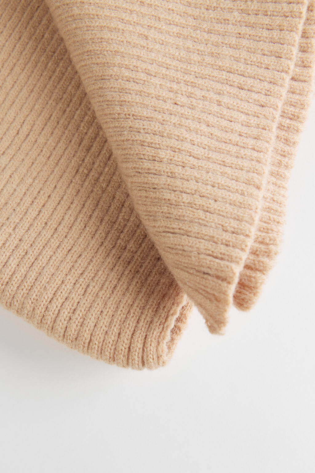 Шарф вязаный в рубчик без бахромы - цвет коричневый - 2