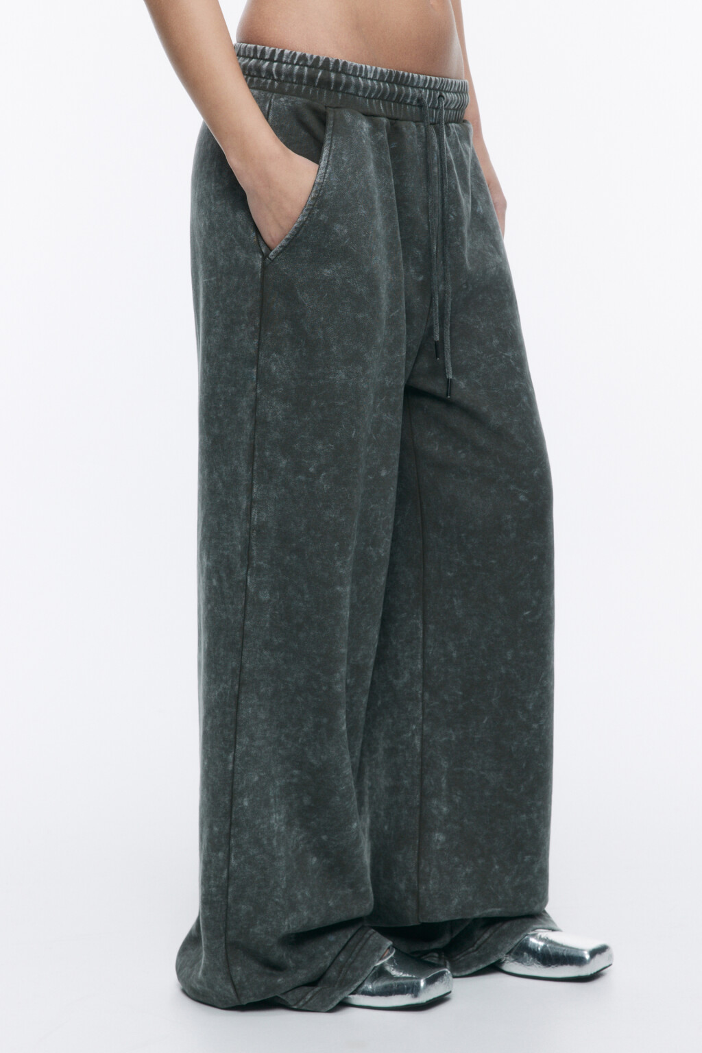 Брюки широкие трикотажные со стиркой - цвет зеленый - 3