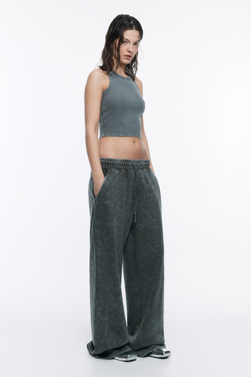 Брюки широкие трикотажные со стиркой - цвет зеленый - 1