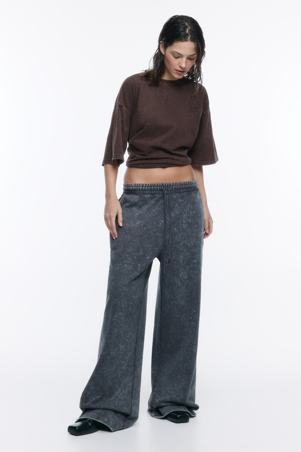 Брюки широкие трикотажные со стиркой - цвет серый - 5