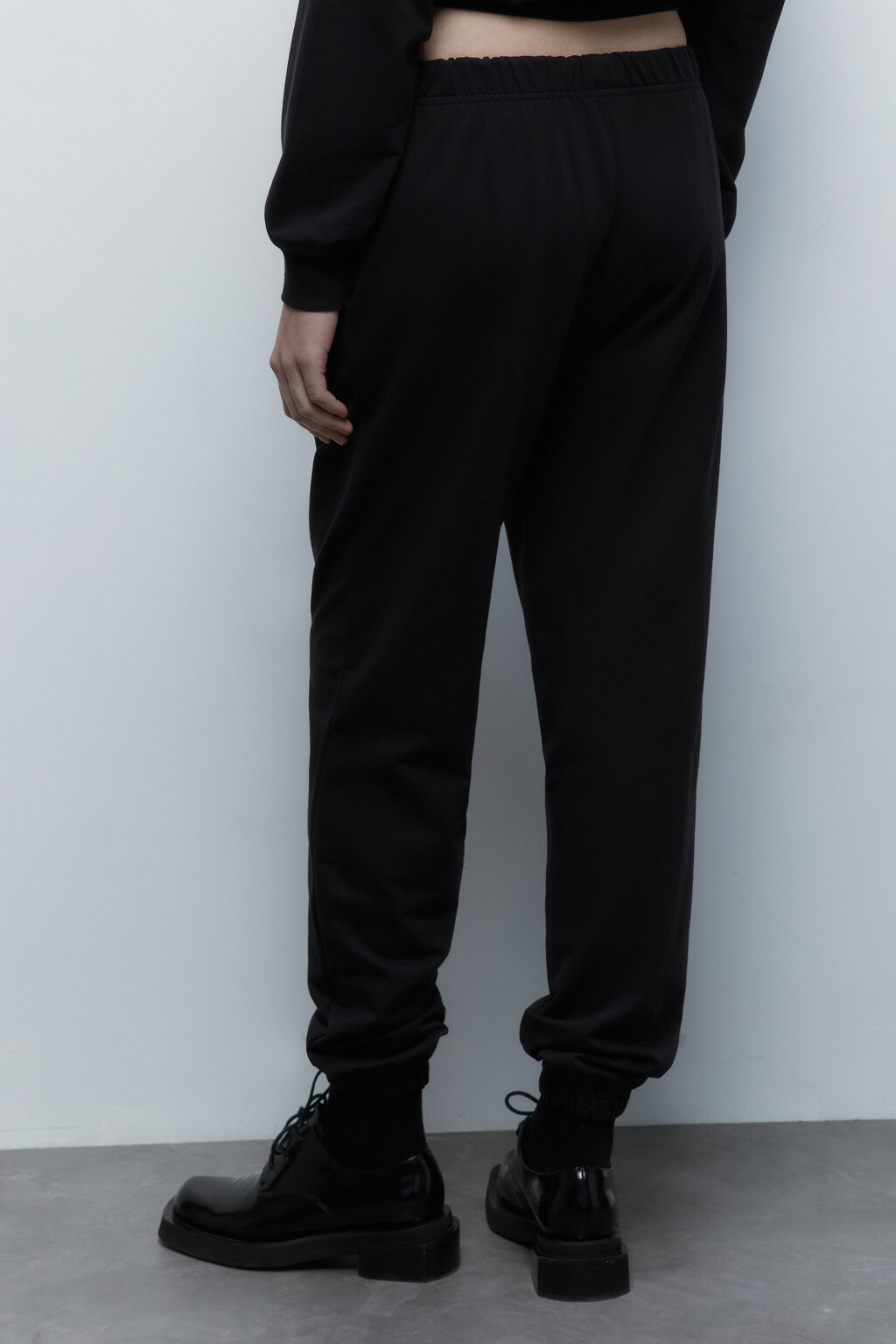 Брюки-джоггеры из хлопкового футера - цвет черный - 4