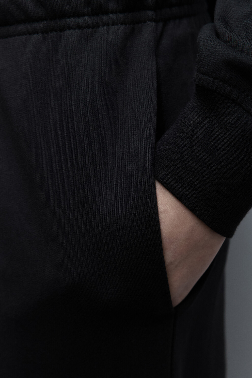 Брюки-джоггеры из хлопкового футера - цвет черный - 7